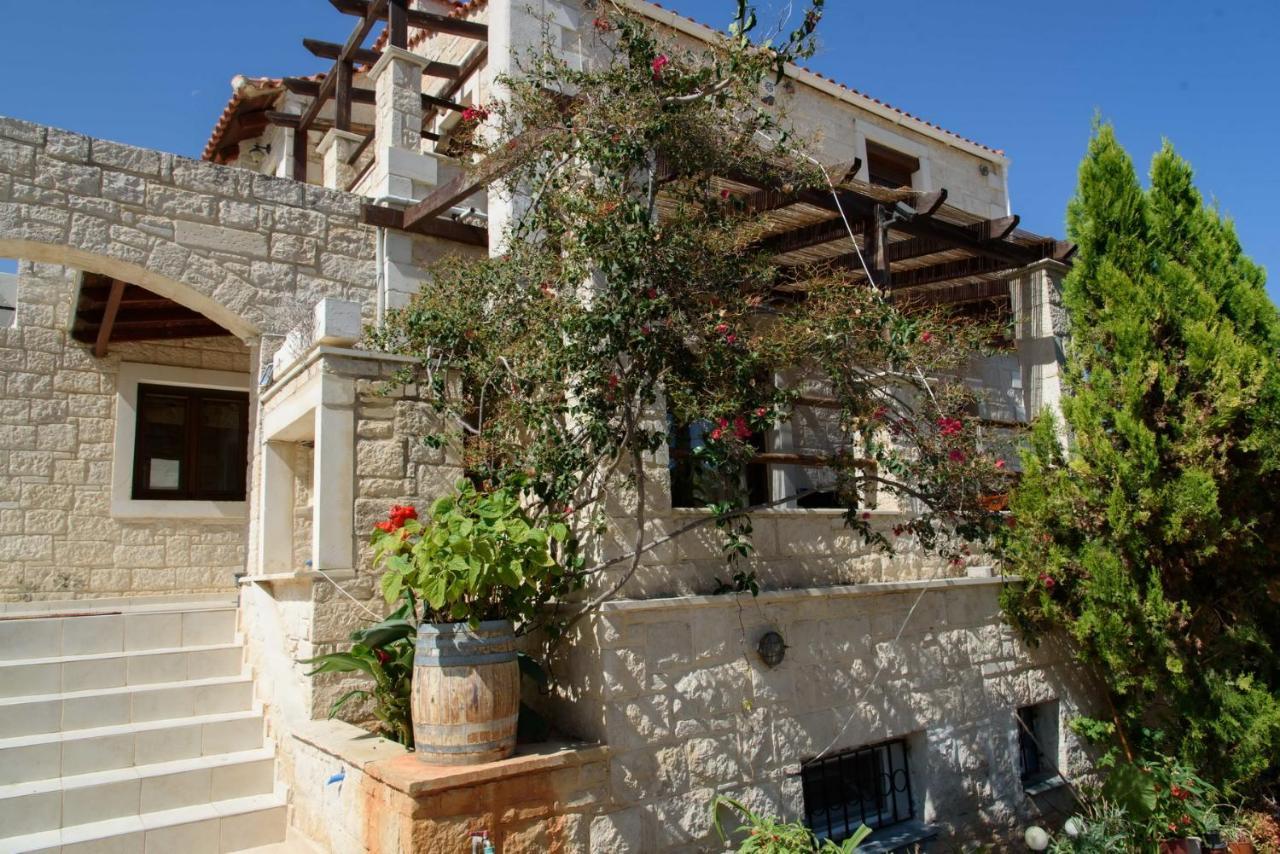 Traditional Stonehouse Vicky 헐소니소스 외부 사진