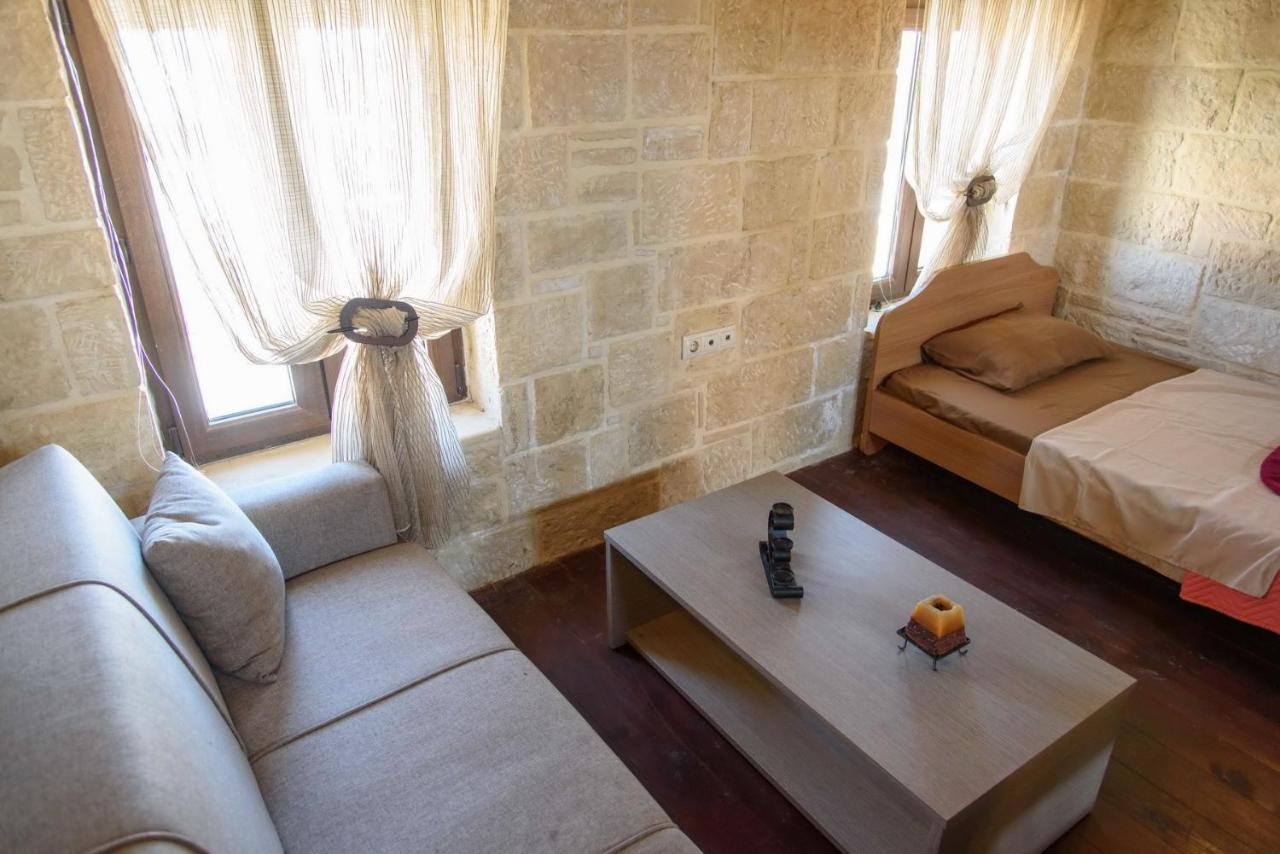 Traditional Stonehouse Vicky 헐소니소스 외부 사진