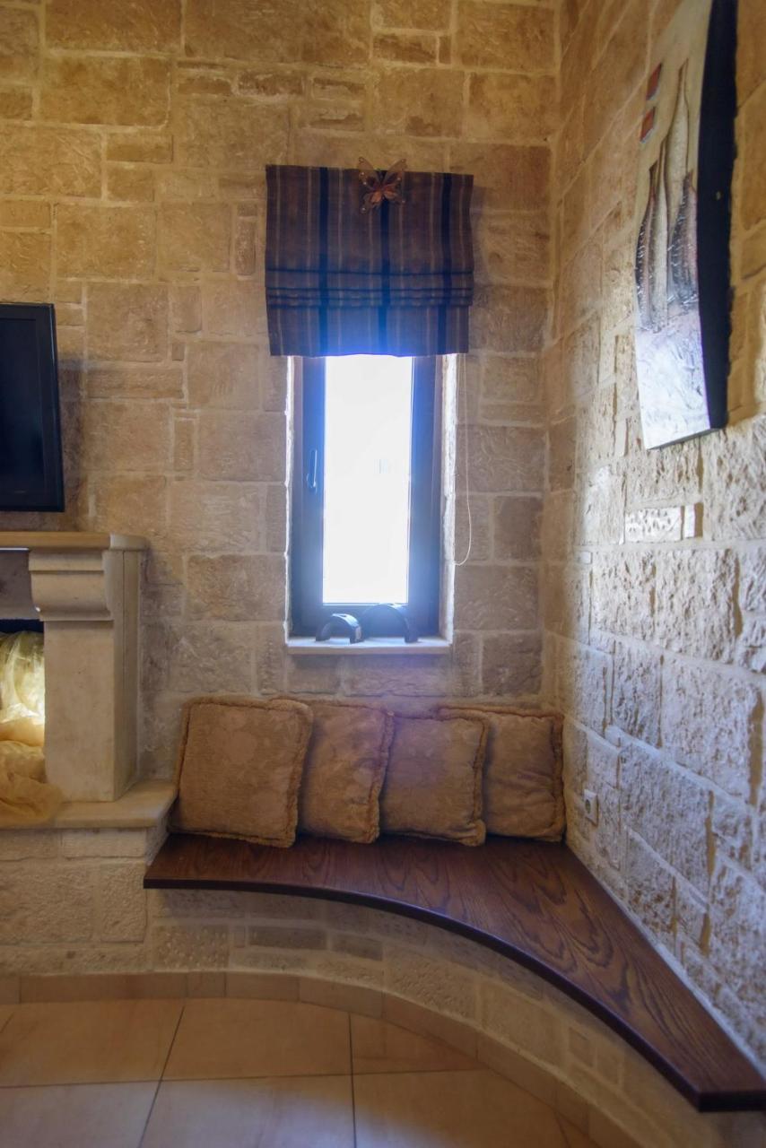 Traditional Stonehouse Vicky 헐소니소스 외부 사진