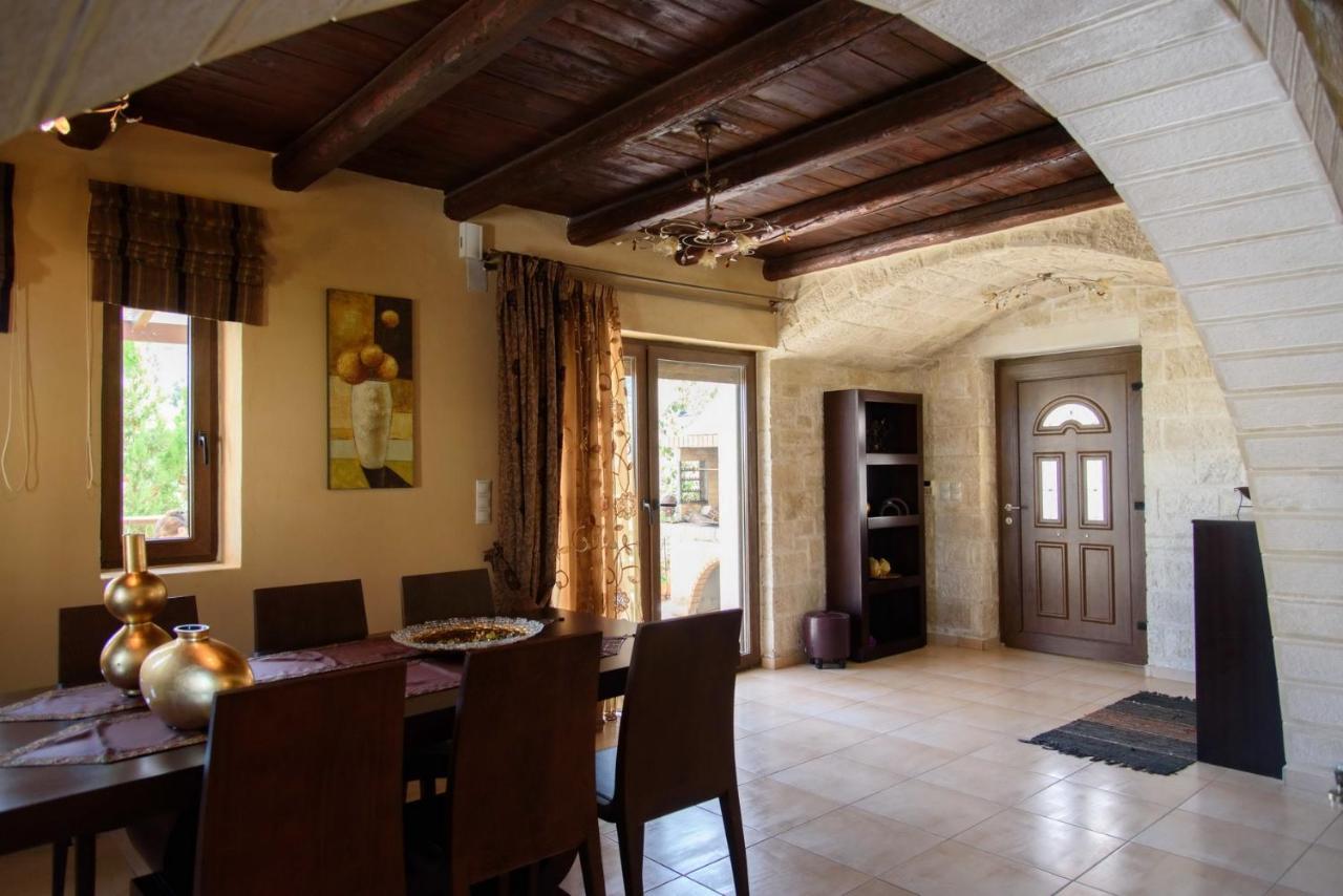 Traditional Stonehouse Vicky 헐소니소스 외부 사진