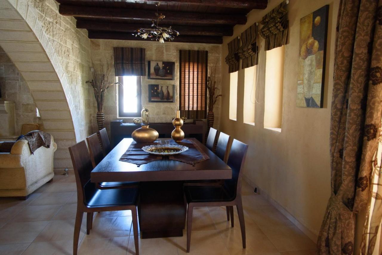Traditional Stonehouse Vicky 헐소니소스 외부 사진