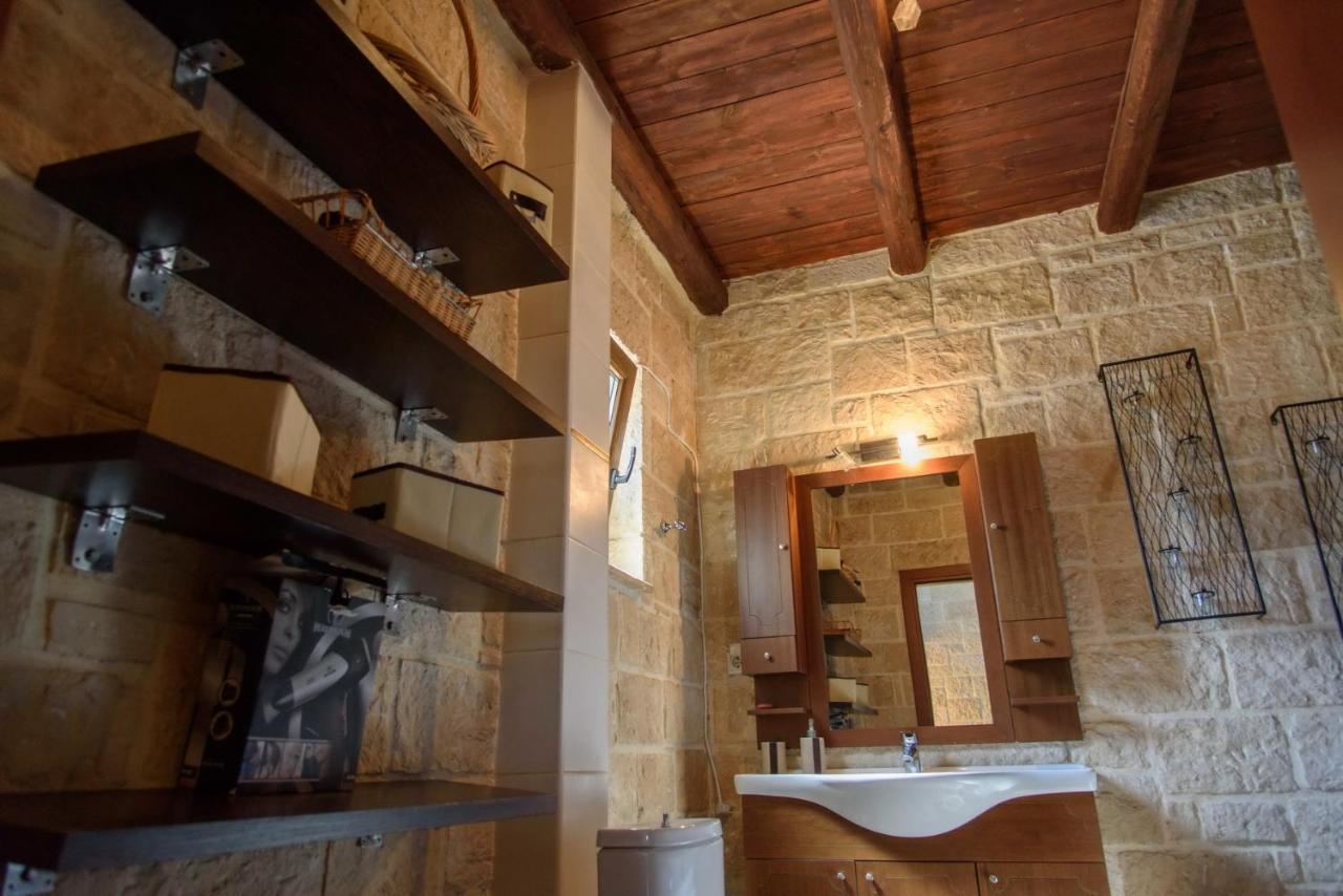 Traditional Stonehouse Vicky 헐소니소스 외부 사진